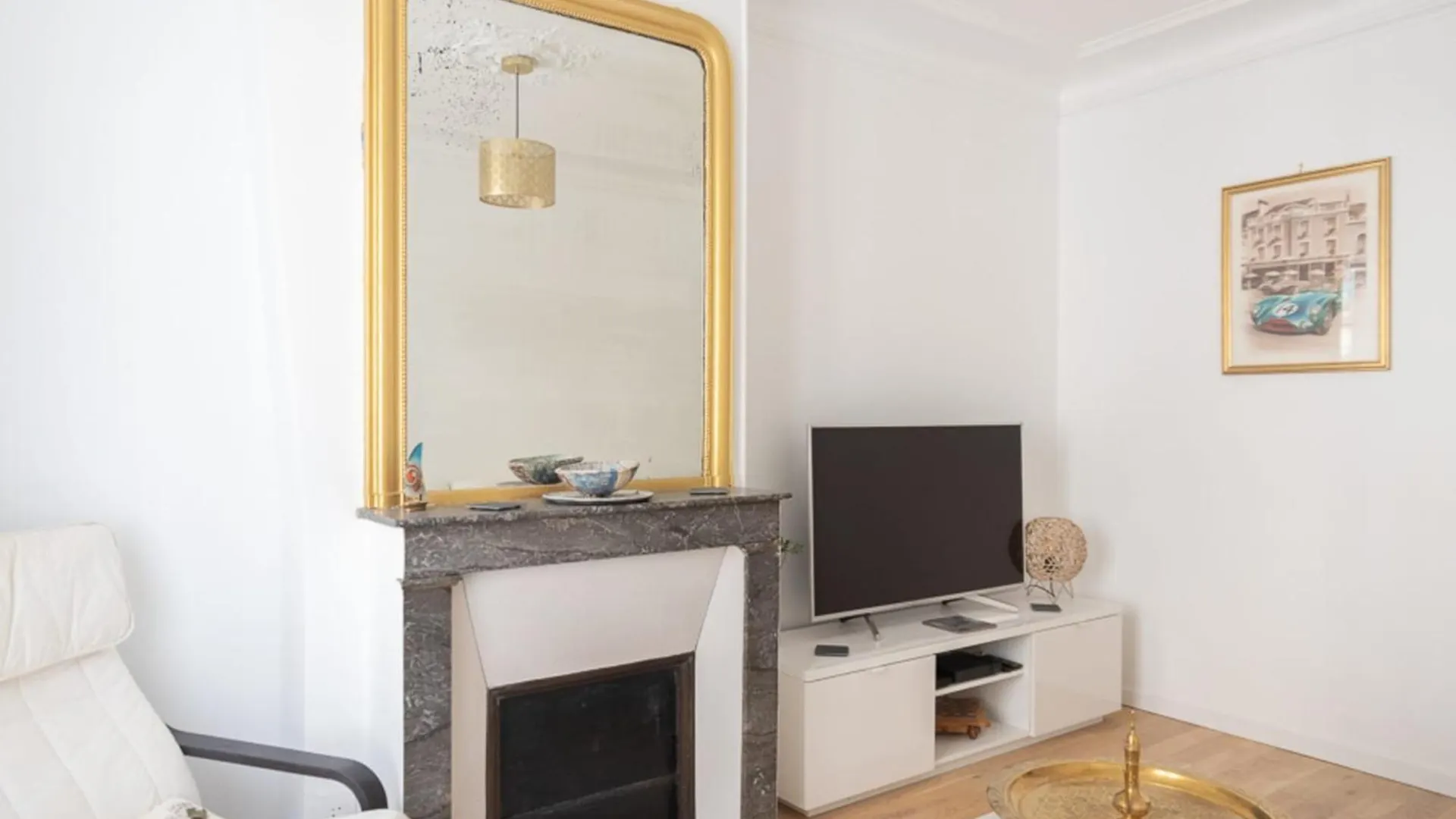Apartment Bright Love Nest Near Montmartre And Pigalle Paris